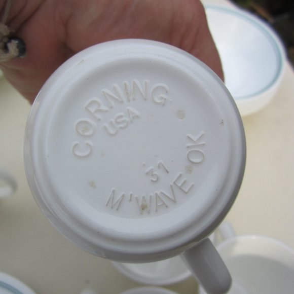 VTG 80'S CORELLE BY CORNING ROSEMARIE PATTERN 39 PIECES, DINNERWARE - Picture 10 of 16